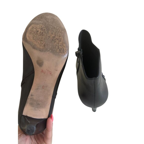 COACH Black Leather Buttoned Ankle Booties Boots Size 7 - Picture 4 of 7